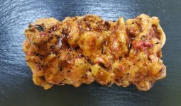 Теплый ролл с морепродуктами